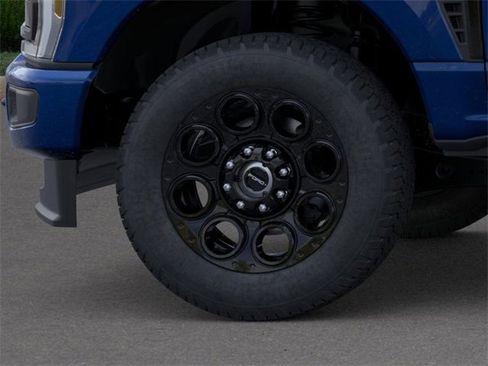 New 2026 Ford F350 Lariat w/ Black Appearance Package image 19