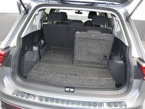 Used 2023 Volkswagen Tiguan S FWD image 14