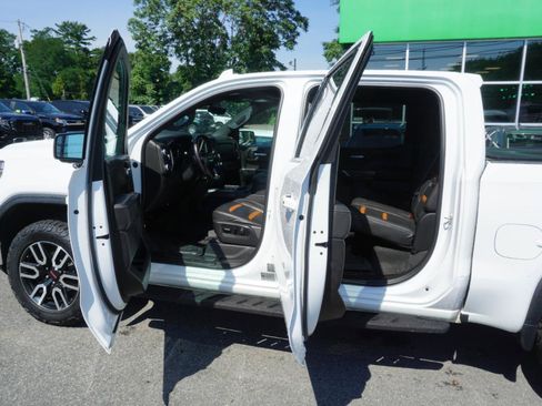 Used 2021 GMC Sierra 1500 AT4 w/ AT4 Value Package AWD/4WD image 13