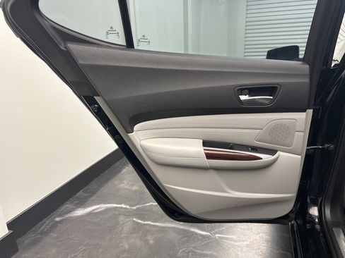 Used 2015 Acura TLX V6 w/ Technology Package image 14