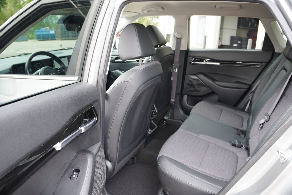 Certified 2024 Kia Seltos S AWD/4WD image 16