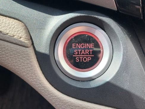 Used 2019 Honda Odyssey Touring image 15