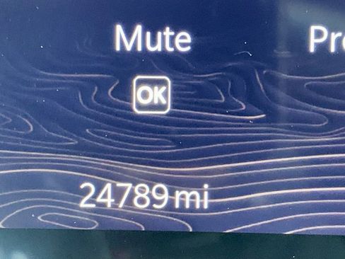 Used 2023 Jeep Grand Cherokee Altitude image 33