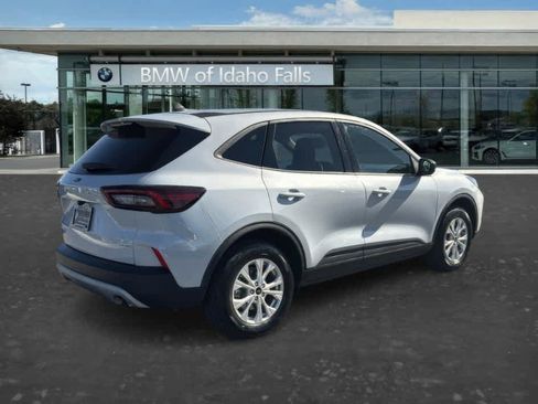 Used 2025 Ford Escape Active AWD/4WD image 7