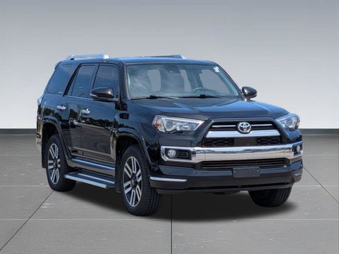 Used 2020 Toyota 4Runner Limited AWD/4WD image 7