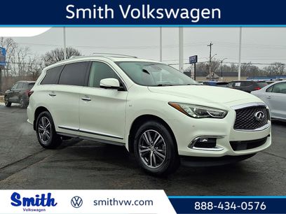 Used 2019 INFINITI QX60 Luxe w/ Essential Package