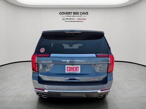 New 2026 GMC Yukon Denali image 8