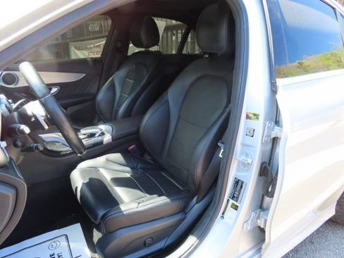 Used 2015 Mercedes-Benz C 300 Sedan image 18