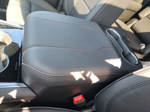 New 2026 Chevrolet Suburban RST image 37