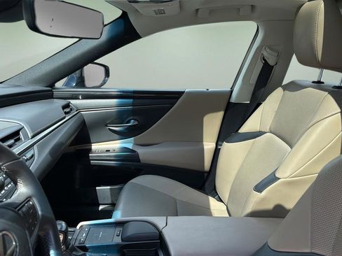 Used 2019 Lexus ES 350 w/ Accessory Package 2 image 13