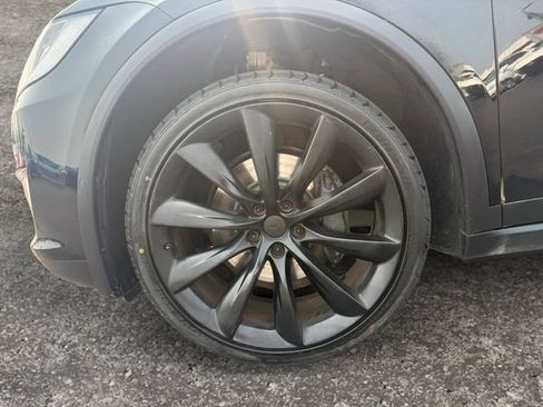 Used 2020 Tesla Model X Long Range AWD/4WD image 14