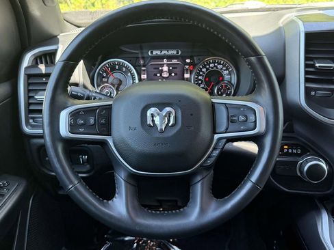 Used 2022 RAM 1500 Big Horn RWD image 18