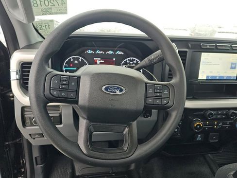 Used 2024 Ford F350 XL image 8