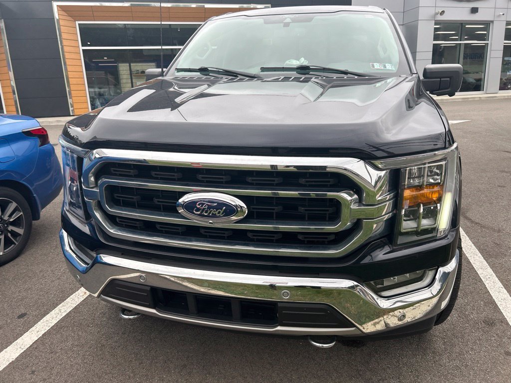 Used 2021 Ford F150 XLT w/ Equipment Group 302A High AWD/4WD image 3