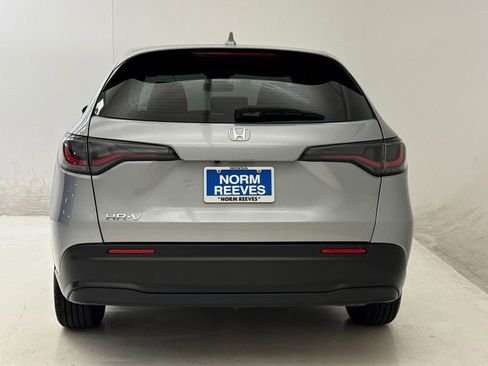 Certified 2025 Honda HR-V LX image 8