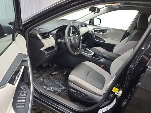 Used 2019 Toyota RAV4 XLE w/ Convenience Package AWD/4WD image 29