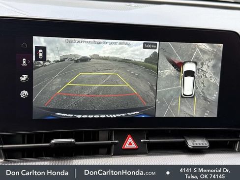 Used 2024 Kia Sportage SX FWD image 19