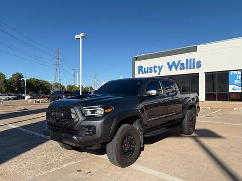Used 2023 Toyota Tacoma TRD Pro AWD/4WD image 2