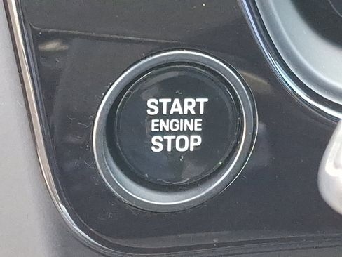 Used 2024 Porsche Cayenne S image 24