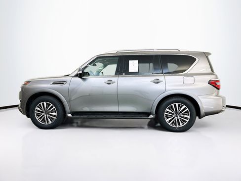 Used 2024 Nissan Armada SL AWD/4WD image 4