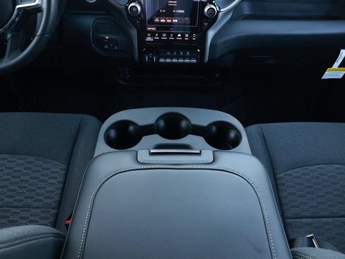New 2026 RAM 2500 Tradesman AWD/4WD image 30