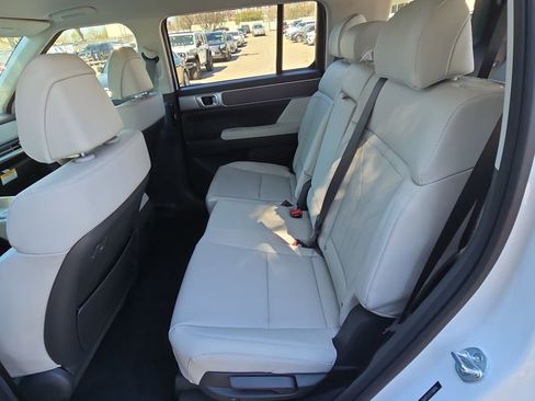 New 2026 Hyundai Santa Fe SEL AWD/4WD image 15