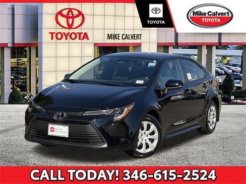 Certified 2026 Toyota Corolla LE image 1