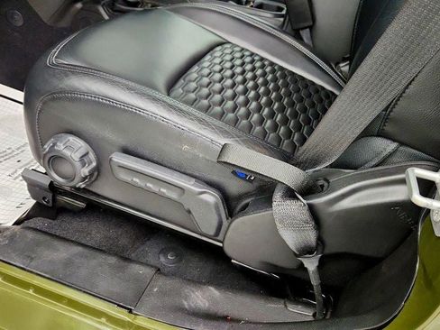 Used 2022 Jeep Wrangler Sport AWD/4WD image 10