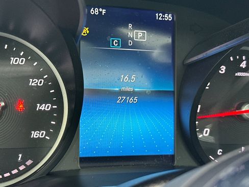 Used 2022 Mercedes-Benz GLC 300 4MATIC image 21