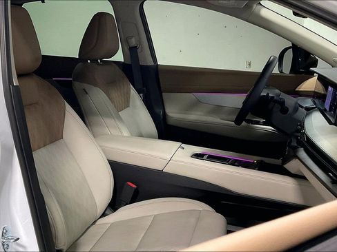 Used 2025 Nissan Murano Platinum w/ Cargo Package image 10