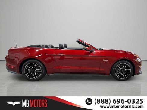 Used 2018 Ford Mustang GT Premium w/ Equipment Group 401A RWD image 5