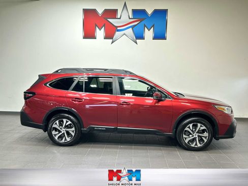 Used 2021 Subaru Outback Limited XT AWD/4WD image 1