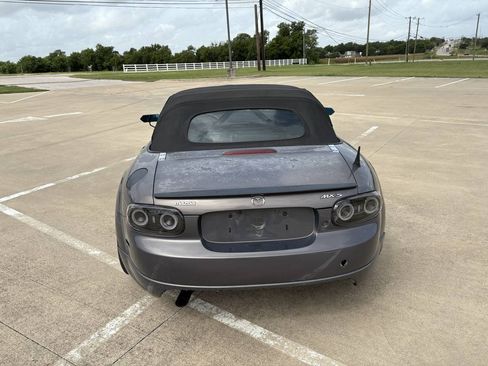 Used 2007 MAZDA MX-5 Miata Sport w/ Appearance Pkg RWD image 3