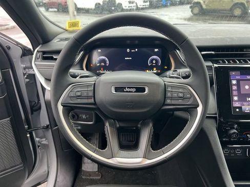 New 2026 Jeep Grand Cherokee Laredo AWD/4WD image 20