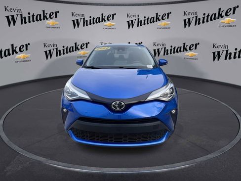 Used 2022 Toyota C-HR Limited image 3