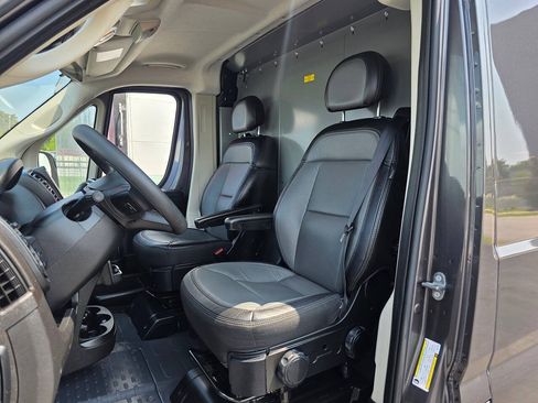 Used 2022 RAM ProMaster 2500 w/ Interior LED Lighting Group FWD image 10