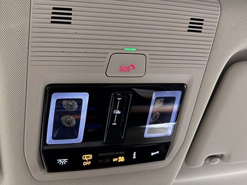 New 2025 Volkswagen ID. Buzz 1st Edition image 62