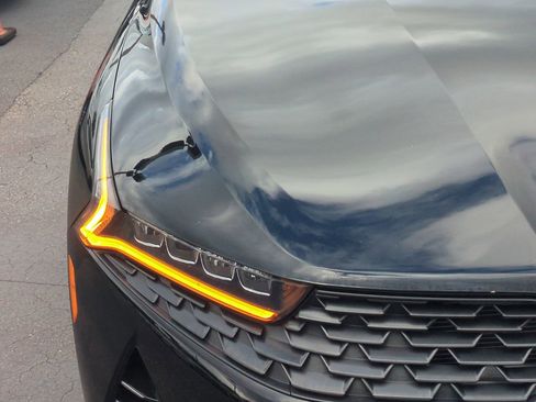 Used 2023 Kia K5 LXS image 10