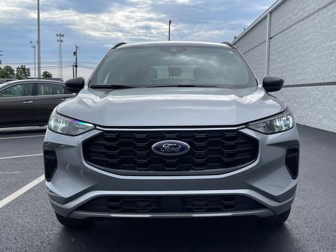 Used 2024 Ford Escape ST-Line w/ Tech Pack #1 AWD/4WD image 13