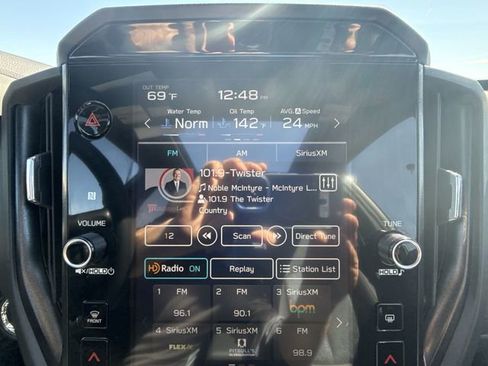 Used 2026 Subaru Forester Premium image 16