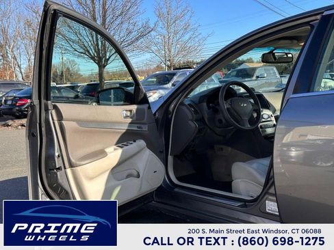 Used 2013 INFINITI G37 x Sedan w/ Premium Pkg image 9