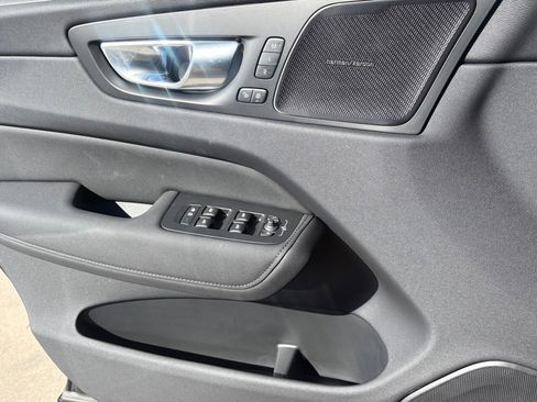 New 2026 Volvo XC60 B5 Ultra w/ Protection Package Premier image 18