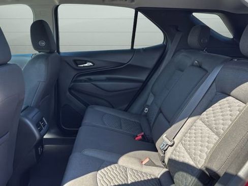 Used 2019 Chevrolet Equinox LT image 28