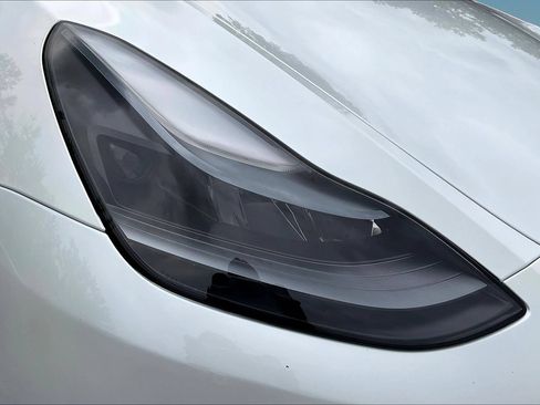 Used 2024 Tesla Model Y Long Range AWD/4WD image 30