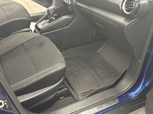 Used 2019 Nissan Kicks SV FWD image 30
