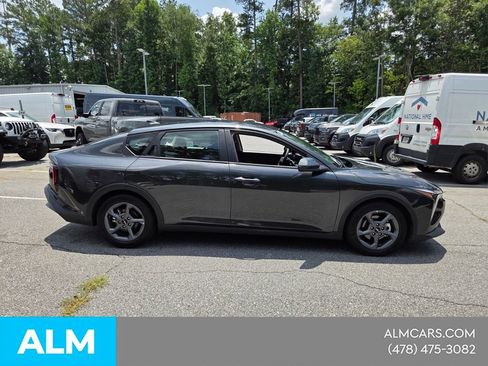 Used 2025 Kia K4 FWD image 12