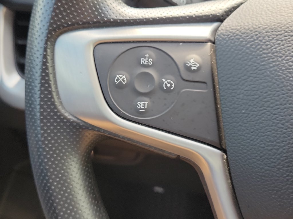Used 2024 GMC Terrain SLE w/ Driver Convenience Package FWD image 9