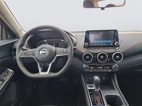 Used 2024 Nissan Sentra SR image 16