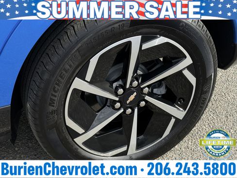 Used 2024 Chevrolet Equinox EV LT AWD/4WD image 30