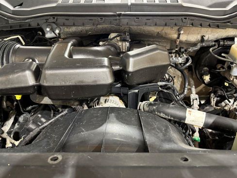 Used 2017 Ford F250 XL w/ Power Equipment Group AWD/4WD image 24